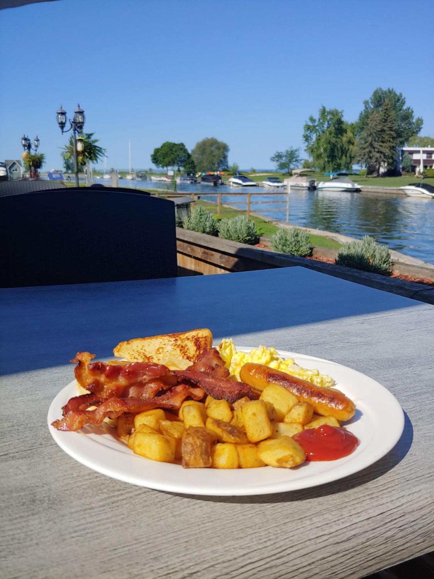 Lagoon City Pier One Resort 外观 照片